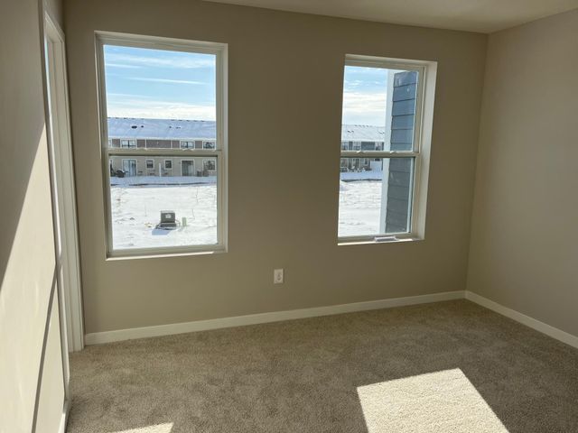 17971 Genoa Drive, Lakeville, MN 55044