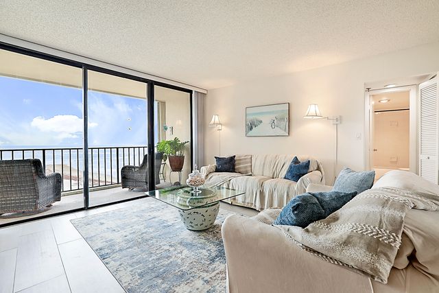 100 Ocean Trail Way 1003, Jupiter, FL 33477