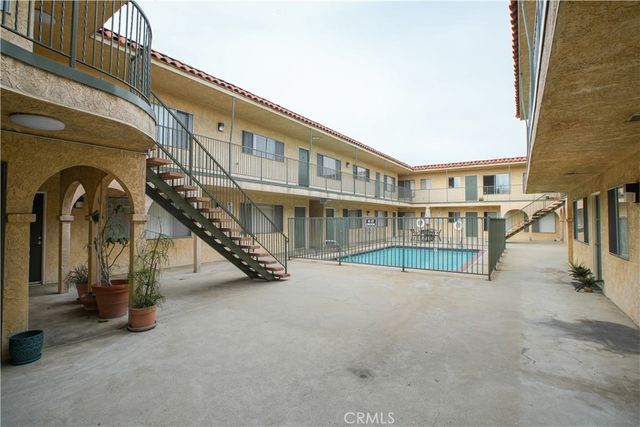 4015 W 137th Street 102, Hawthorne, CA 90250