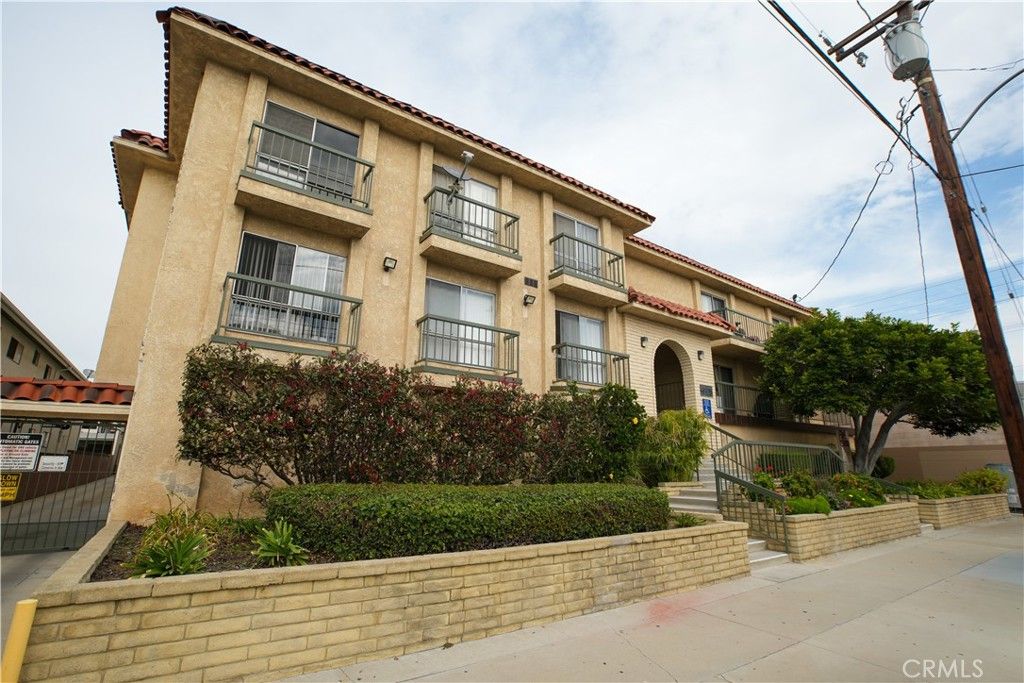 4015 W 137th Street 102, Hawthorne, CA 90250