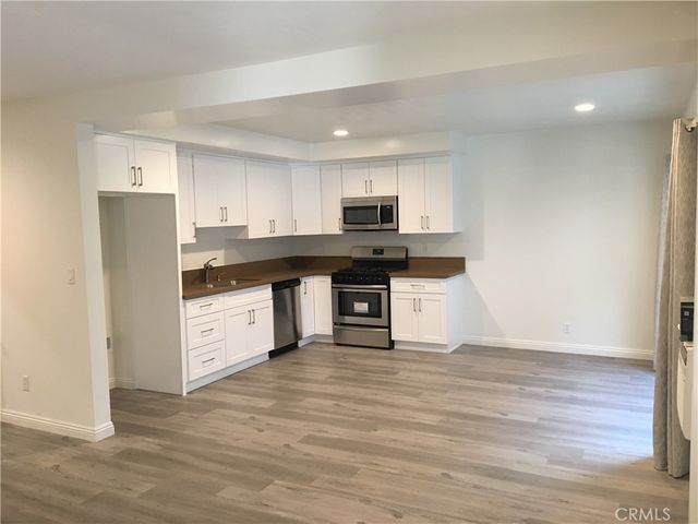 325 N Howard 1, Glendale, CA 91206