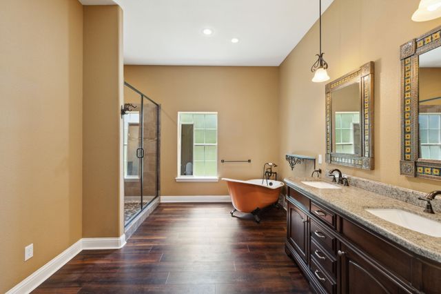 2122 County Road 119, Kaufman, TX 75142