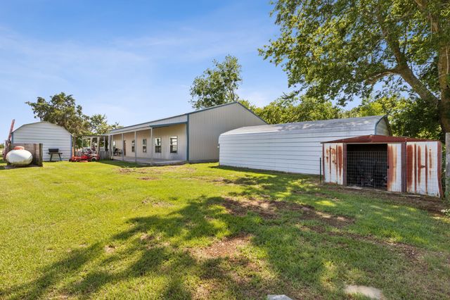 2122 County Road 119, Kaufman, TX 75142