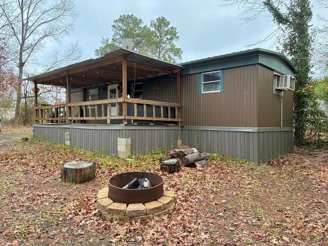 170 Lydia Street, Hemphill, TX 75948