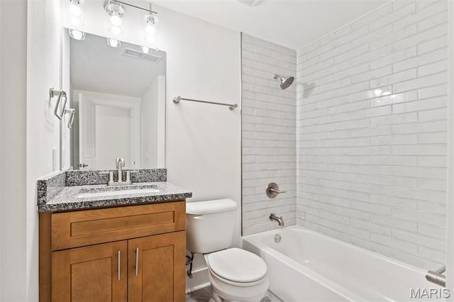 5630 Pershing Avenue 45, St Louis, MO 63112