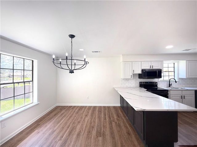 110 DEER CREEK E Drive, Pineville, LA 71360