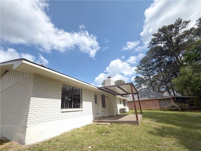 110 DEER CREEK E Drive, Pineville, LA 71360