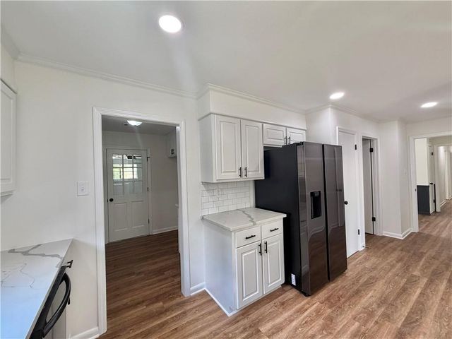 110 DEER CREEK E Drive, Pineville, LA 71360