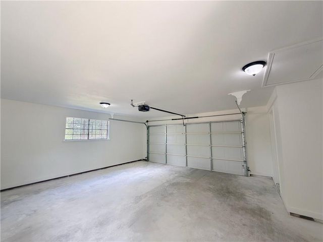 110 DEER CREEK E Drive, Pineville, LA 71360