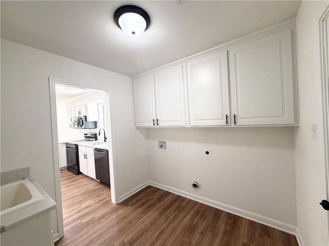 110 DEER CREEK E Drive, Pineville, LA 71360