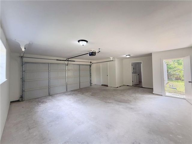 110 DEER CREEK E Drive, Pineville, LA 71360