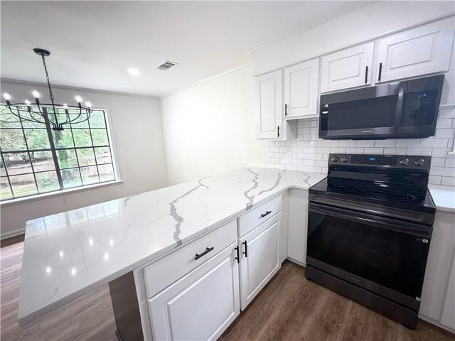 110 DEER CREEK E Drive, Pineville, LA 71360