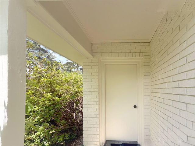 110 DEER CREEK E Drive, Pineville, LA 71360