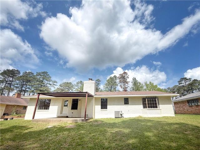 110 DEER CREEK E Drive, Pineville, LA 71360