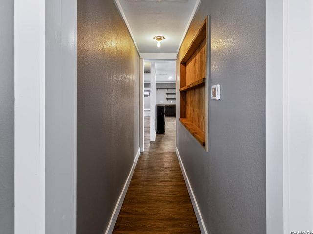 15637 KILOWATT RD, Elmendorf, TX 78112