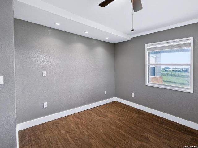 15637 KILOWATT RD, Elmendorf, TX 78112