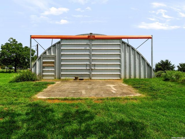 15637 KILOWATT RD, Elmendorf, TX 78112
