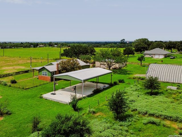 15637 KILOWATT RD, Elmendorf, TX 78112