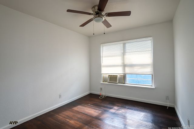 110 JAY WILLIAMS ST, San Antonio, TX 78237