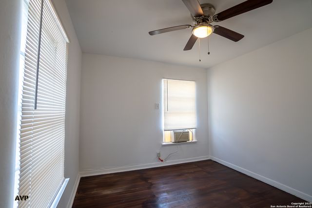 110 JAY WILLIAMS ST, San Antonio, TX 78237