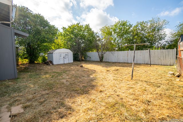 110 JAY WILLIAMS ST, San Antonio, TX 78237