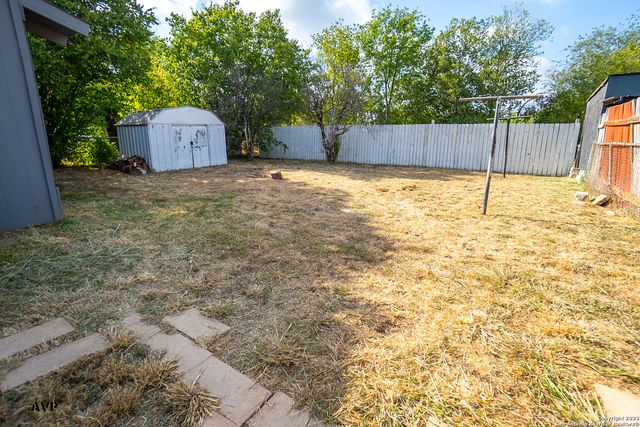 110 JAY WILLIAMS ST, San Antonio, TX 78237