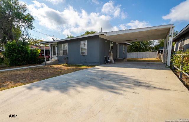110 JAY WILLIAMS ST, San Antonio, TX 78237