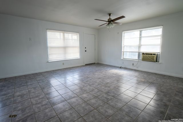 110 JAY WILLIAMS ST, San Antonio, TX 78237