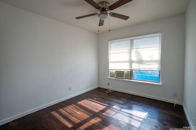 110 JAY WILLIAMS ST, San Antonio, TX 78237