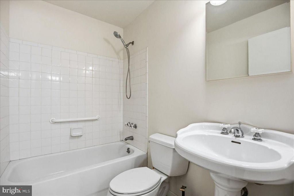 Image 39 of property listing at 6350 BRYANTOWN DR, Bryantown, MD 20617