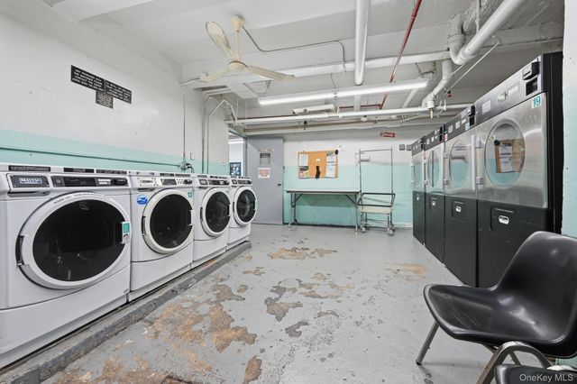 83-33 Austin Street 2C, Kew Gardens, NY 11415