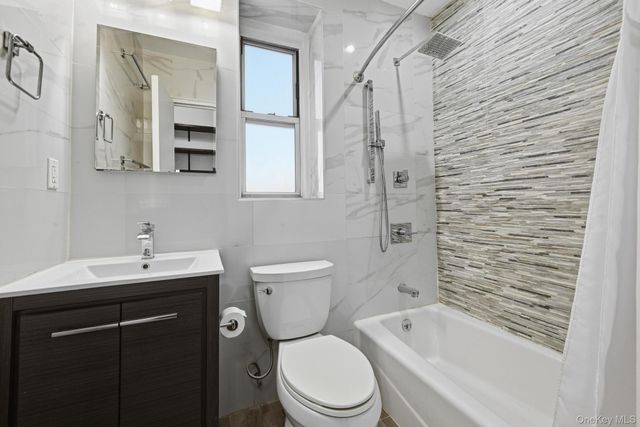 83-33 Austin Street 2C, Kew Gardens, NY 11415