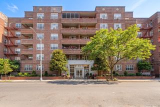 83-33 Austin Street 2C, Kew Gardens, NY 11415