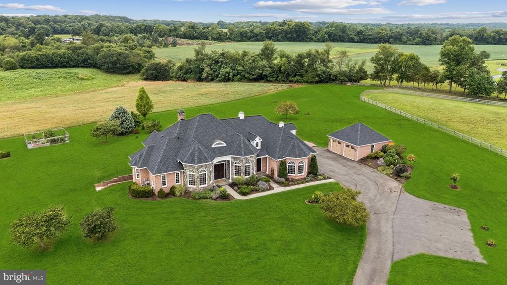 18017 WHITE GROUND RD, Boyds, MD 20841