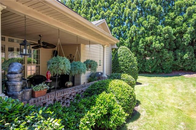 530 Mount Park Drive 10, Powder Springs, GA 30127