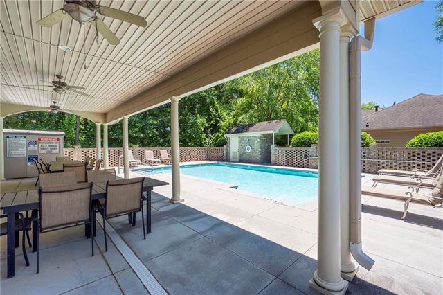 530 Mount Park Drive 10, Powder Springs, GA 30127