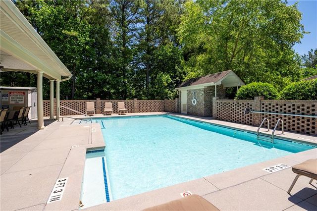 530 Mount Park Drive 10, Powder Springs, GA 30127