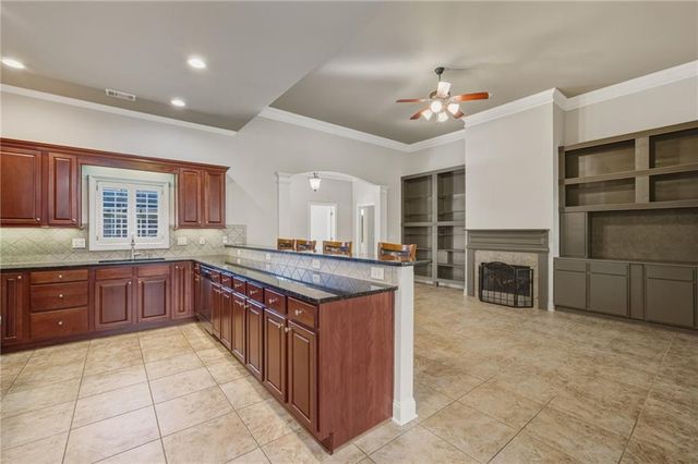 530 Mount Park Drive 10, Powder Springs, GA 30127