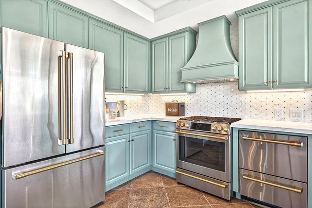 10 Colonial Drive, Rancho Mirage, CA 92270