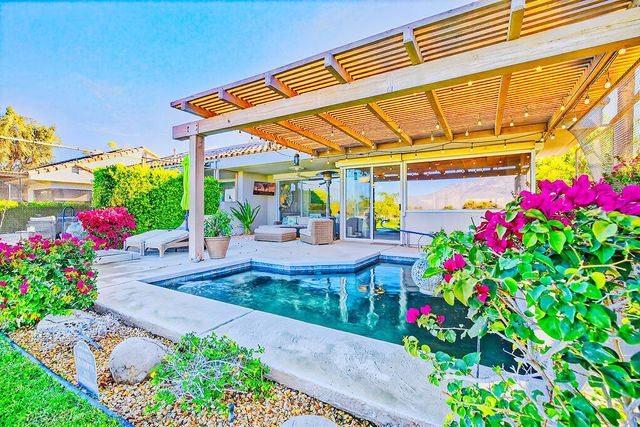 10 Colonial Drive, Rancho Mirage, CA 92270