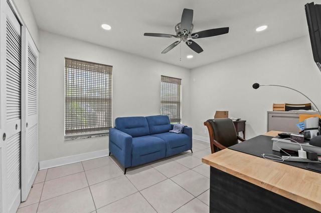647 Marlboro Oval, Lake Worth, FL 33467