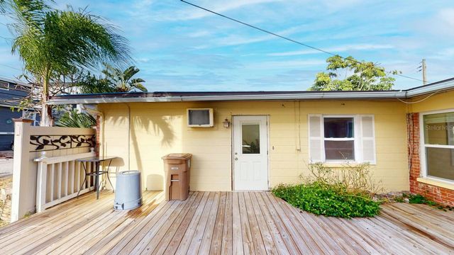14906 N BAYSHORE DRIVE, Madeira Beach, FL 33708