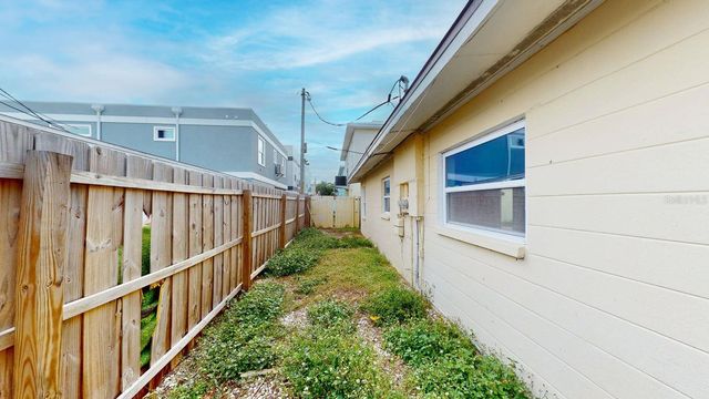 14906 N BAYSHORE DRIVE, Madeira Beach, FL 33708