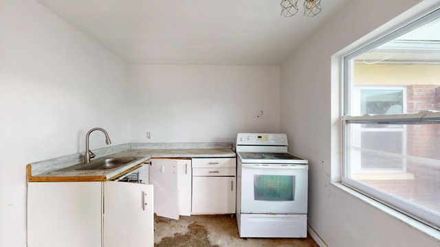 14906 N BAYSHORE DRIVE, Madeira Beach, FL 33708