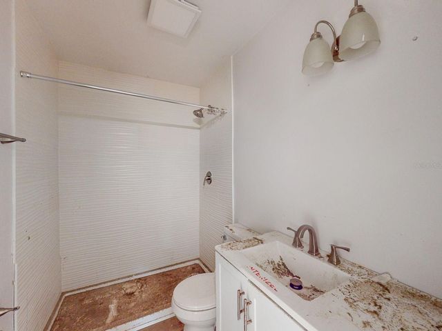 14906 N BAYSHORE DRIVE, Madeira Beach, FL 33708