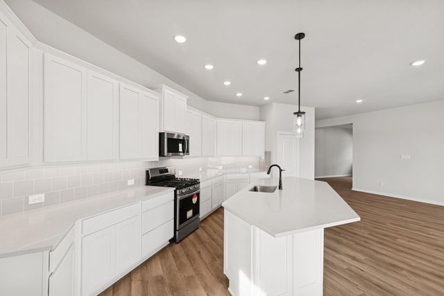 21611 Bluestem Fields Drive, Waller, TX 77484