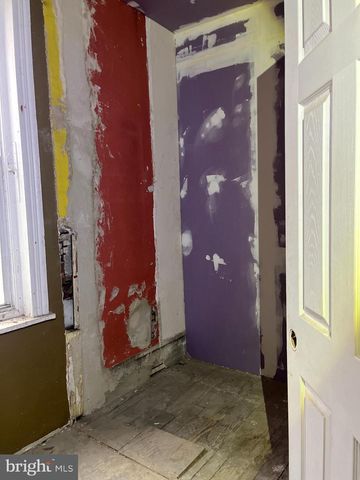 735 N HOLLY ST, Philadelphia, PA 19104