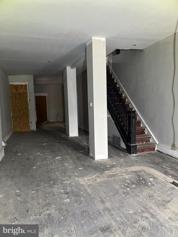 735 N HOLLY ST, Philadelphia, PA 19104