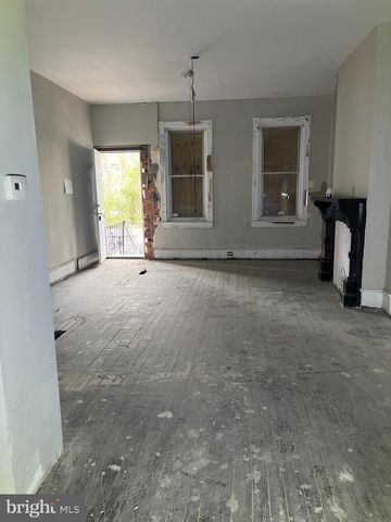 735 N HOLLY ST, Philadelphia, PA 19104