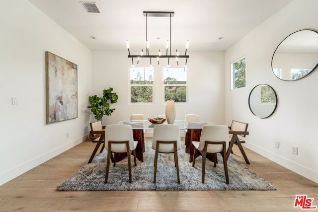 350 Mount Carmel Dr, Glendale, CA 91206